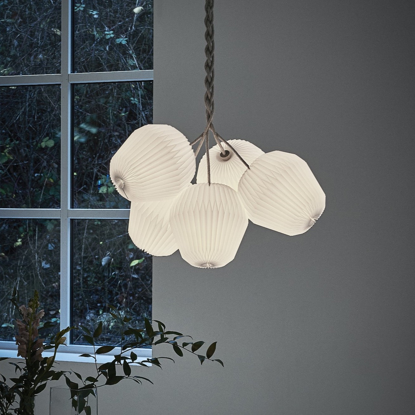 Le Klint, Bouquet Chandelier Medium 5 Shades Paper, Chandelier,